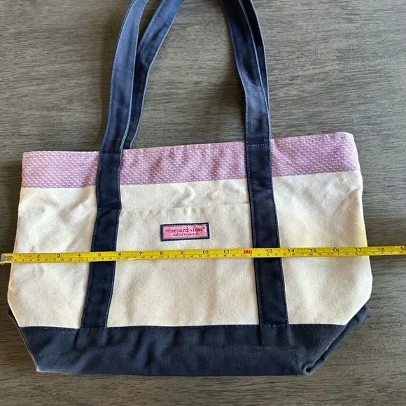 Vineyard Vines Canvas Tote Beach Bag - Picture 2 of 7